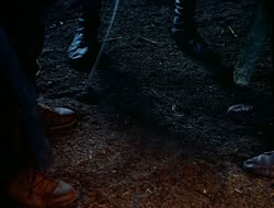 extant_HTLJ_1x12-TheGauntlet_01646