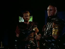extant_HTLJ_1x12-TheGauntlet_02444