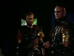 extant_HTLJ_1x12-TheGauntlet_02448