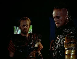 extant_HTLJ_1x12-TheGauntlet_02465