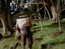 extant_HTLJ_1x12-TheGauntlet_02646