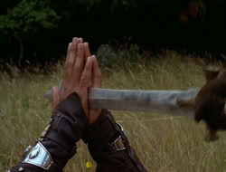 extant_HTLJ_1x12-TheGauntlet_02714