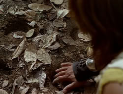 extant_HTLJ_1x12-TheGauntlet_02861