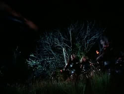 extant_HTLJ_1x12-TheGauntlet_03132