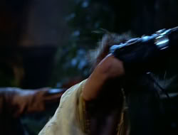 extant_HTLJ_1x12-TheGauntlet_03173