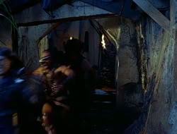 extant_HTLJ_1x12-TheGauntlet_03188