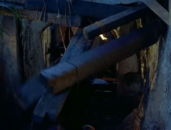extant_HTLJ_1x12-TheGauntlet_03194