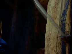 extant_HTLJ_1x12-TheGauntlet_03198