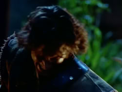 extant_HTLJ_1x12-TheGauntlet_03293