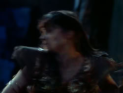 extant_HTLJ_1x12-TheGauntlet_03304