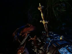 extant_HTLJ_1x12-TheGauntlet_03390