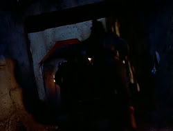 extant_HTLJ_1x12-TheGauntlet_03393