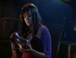 extant_HTLJ_2x05-Outcast_00160