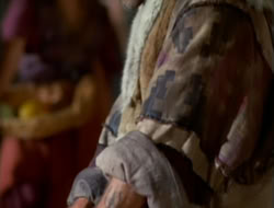 extant_HTLJ_2x05-Outcast_00742