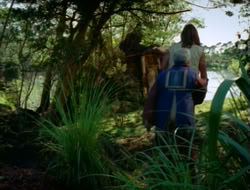 extant_HTLJ_2x05-Outcast_02003