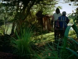 extant_HTLJ_2x05-Outcast_02006