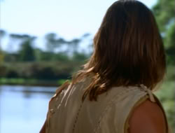 extant_HTLJ_2x05-Outcast_02010