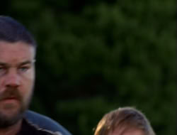 extant_HTLJ_2x05-Outcast_02240