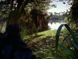 extant_HTLJ_2x05-Outcast_02857