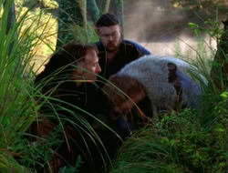 extant_HTLJ_2x05-Outcast_02859