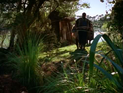 extant_HTLJ_2x05-Outcast_02917