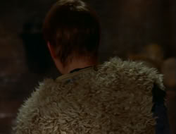 extant_HTLJ_2x05-Outcast_03136