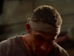 extant_HTLJ_2x05-Outcast_03298