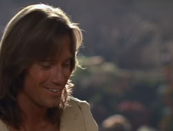 extant_HTLJ_2x17-TheApple_00342
