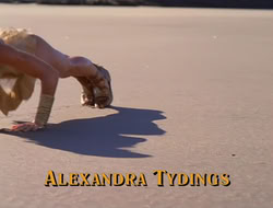 extant_HTLJ_2x17-TheApple_00923