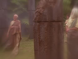 extant_HTLJ_2x17-TheApple_01320