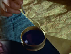 extant_HTLJ_2x17-TheApple_01430