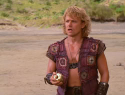extant_HTLJ_2x17-TheApple_01685