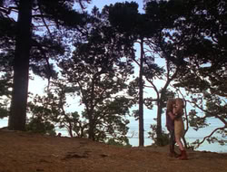 extant_HTLJ_2x17-TheApple_01827