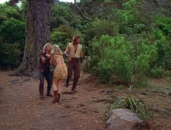 extant_HTLJ_2x17-TheApple_01951