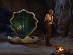 extant_HTLJ_2x17-TheApple_02902