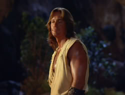extant_HTLJ_2x17-TheApple_02944