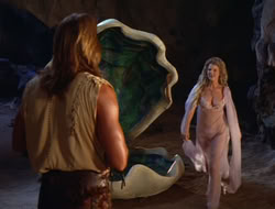 extant_HTLJ_2x17-TheApple_02962