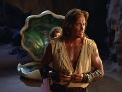 extant_HTLJ_2x17-TheApple_02967