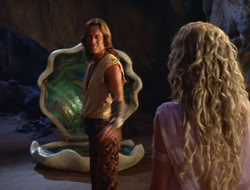 extant_HTLJ_2x17-TheApple_03077