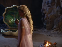 extant_HTLJ_2x17-TheApple_03128