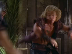 extant_HTLJ_2x17-TheApple_03394