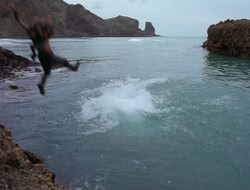 extant_HTLJ_2x17-TheApple_03481