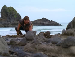 extant_HTLJ_2x17-TheApple_03507