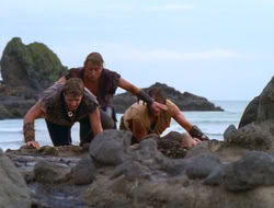 extant_HTLJ_2x17-TheApple_03512