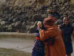 extant_HTLJ_2x17-TheApple_04075