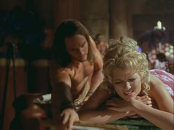 extant_HTLJ_3x03-LoveTakesAHoliday_00078