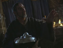 extant_HTLJ_3x03-LoveTakesAHoliday_00378