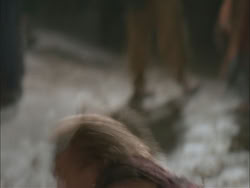 extant_HTLJ_3x03-LoveTakesAHoliday_00745