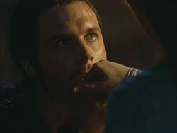extant_HTLJ_3x03-LoveTakesAHoliday_02654