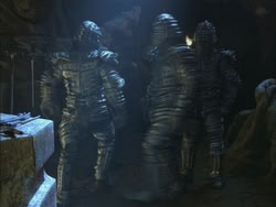 extant_HTLJ_3x03-LoveTakesAHoliday_03716